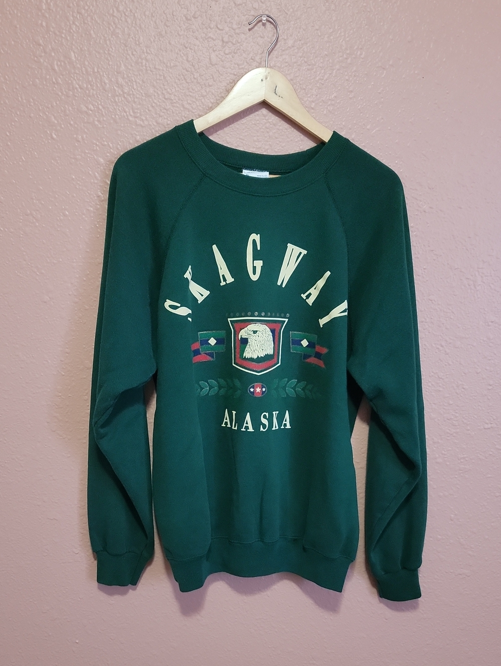 Vintage Alaska Eagle Green Graphic Crewneck Sweatshirt Skagway Winter Ski 90s